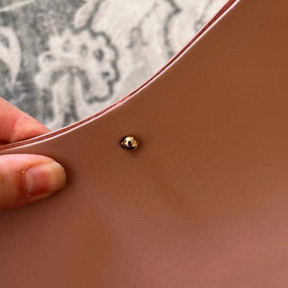 Samara Blush Pink Shoulder Bag - Picture 9 of 12